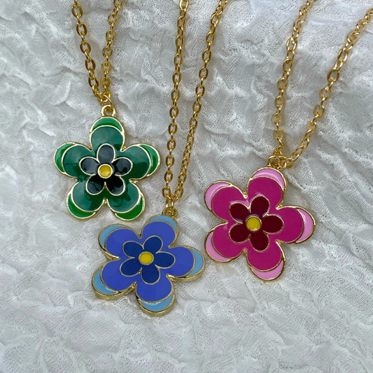 Retro Flower Necklace